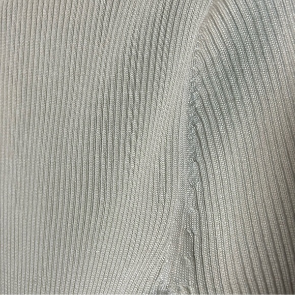 Lane Bryant NWT Ribbed Long Bell Sleeve Pullover Sweater Top - Picture 8 of 13